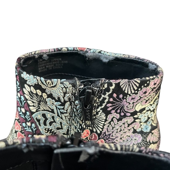 Alex Marie Tionna Block Heel Booties Brocade Size 6 - Picture 8 of 8